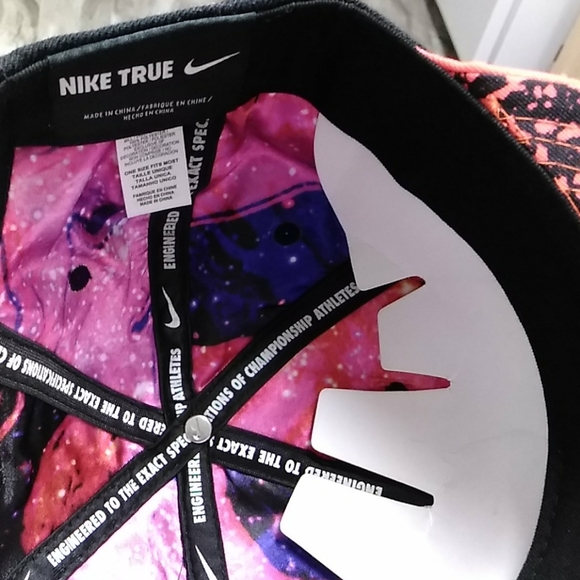 Mens hat.. - Picture 6 of 10